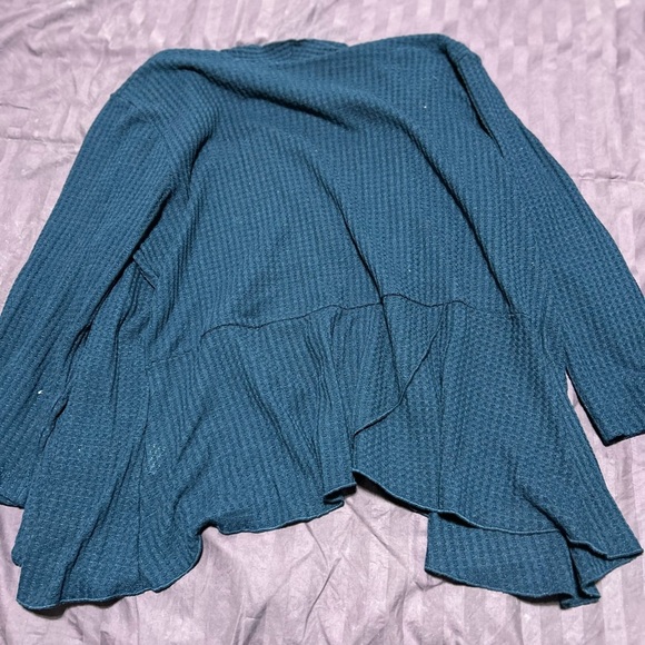 Initiatives xl blue sweater- can be tied up the front- finish off your outfit - Picture 9 of 9
